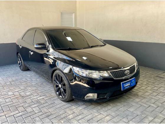 KIA CERATO 1.6 SX3 16V GASOLINA 4P AUTOMÁTICO